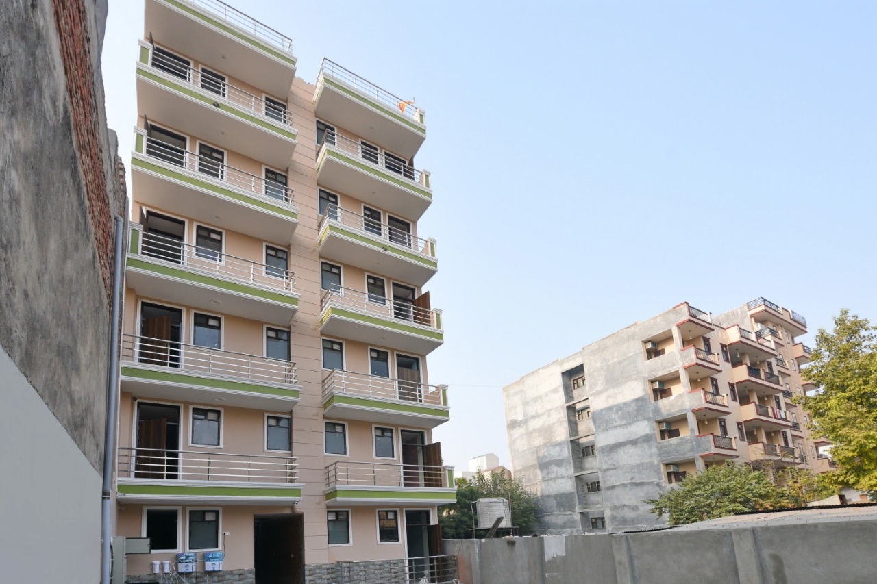 1 BHK Floor Rent DLF Phase 3 Gurgaon